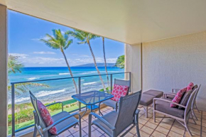 Kaanapali Resort Oasis with Pool and Ocean Views!